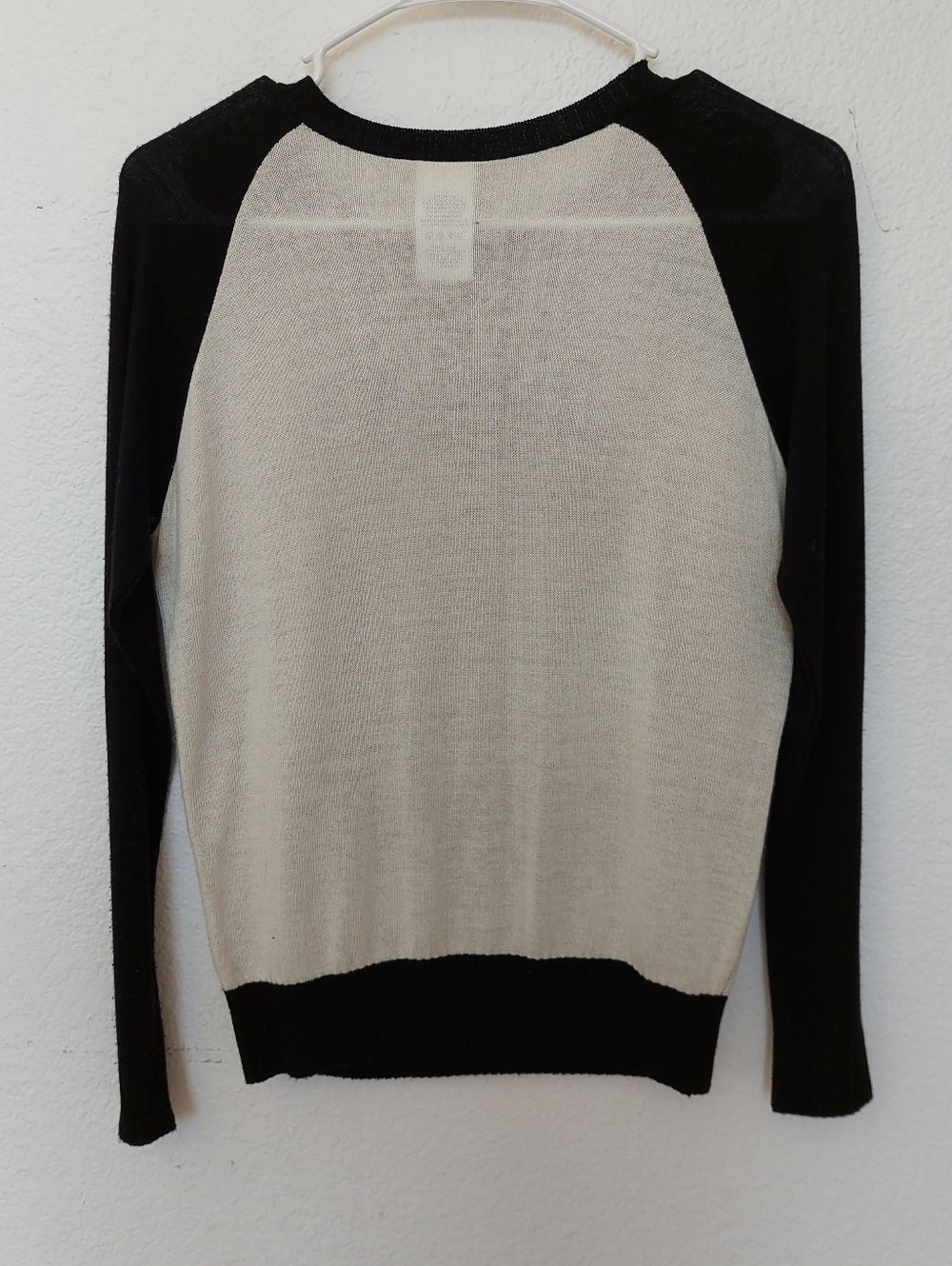 2014 Betty Boop Black, Cream & Red Graphic Raglan Sweater - Picture 5 of 5